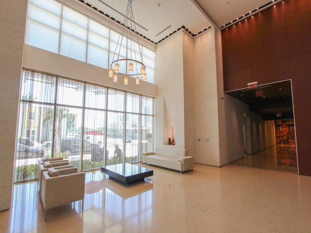 Global Luxury Suites At One Broadway Маями Екстериор снимка